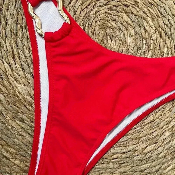Red Sexy Women's Halter Neck Bikini Swimwear Set - Picture 5 of 5